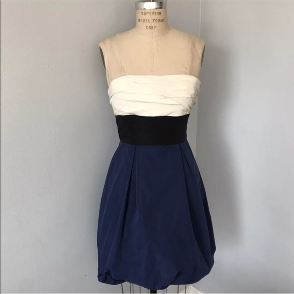 BCBG bubble hem cocktail dress - Picture 4 of 5